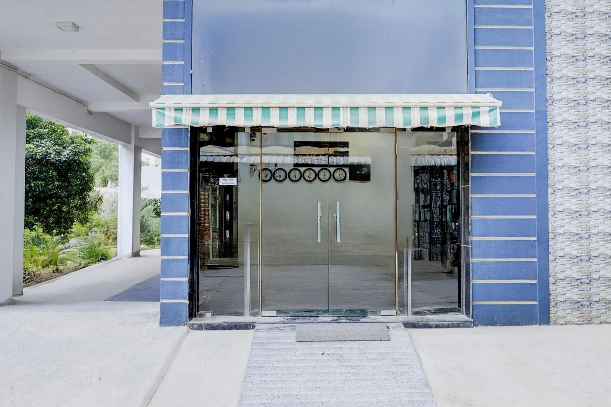Super Townhouse Chennai Near Airport Formerly Sai Bala Budget Экстерьер фото