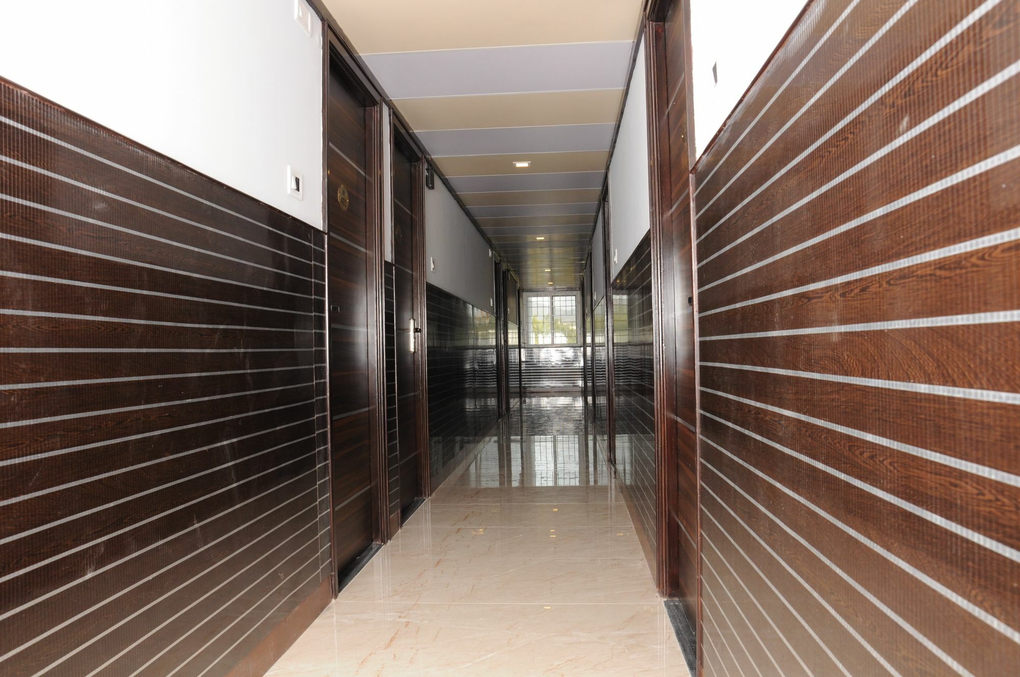 Super Townhouse Chennai Near Airport Formerly Sai Bala Budget Экстерьер фото